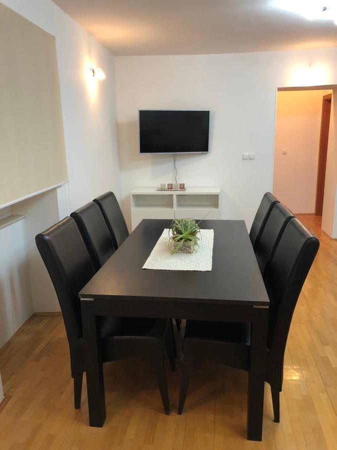 Apartments Ivana Rab Rab Town Exterior photo