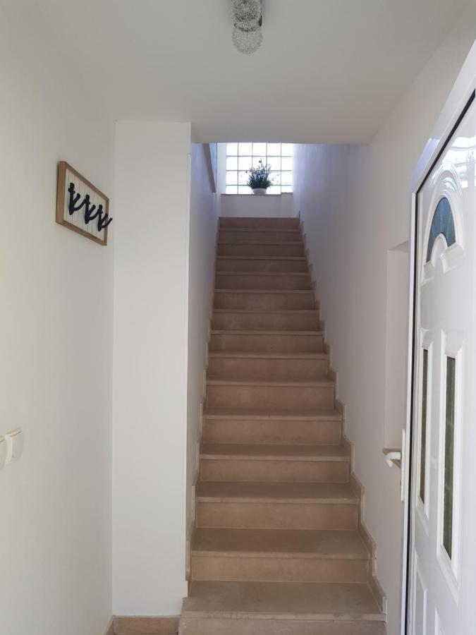 Apartments Ivana Rab Rab Town Exterior photo